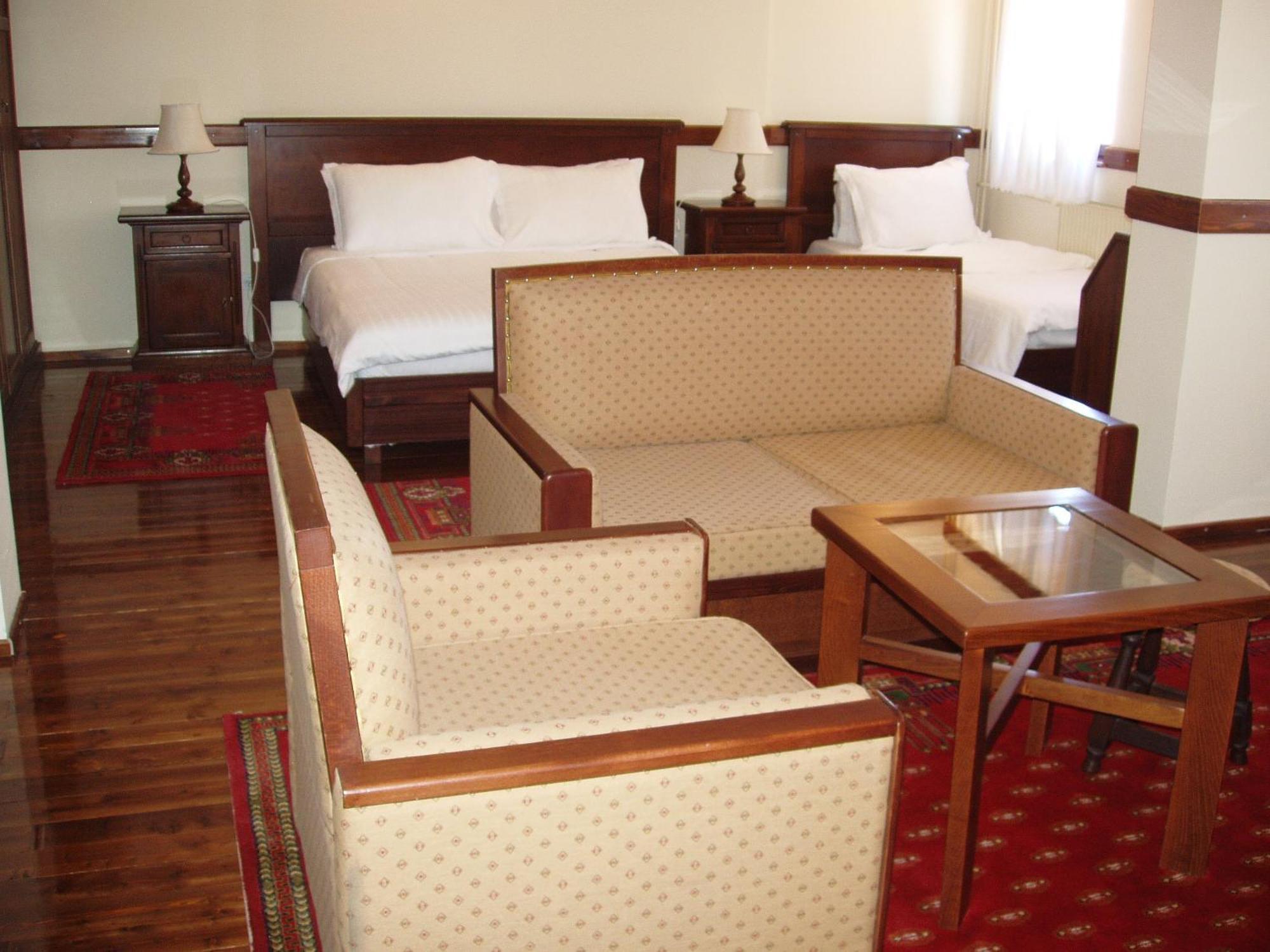 St. Naum Hotell